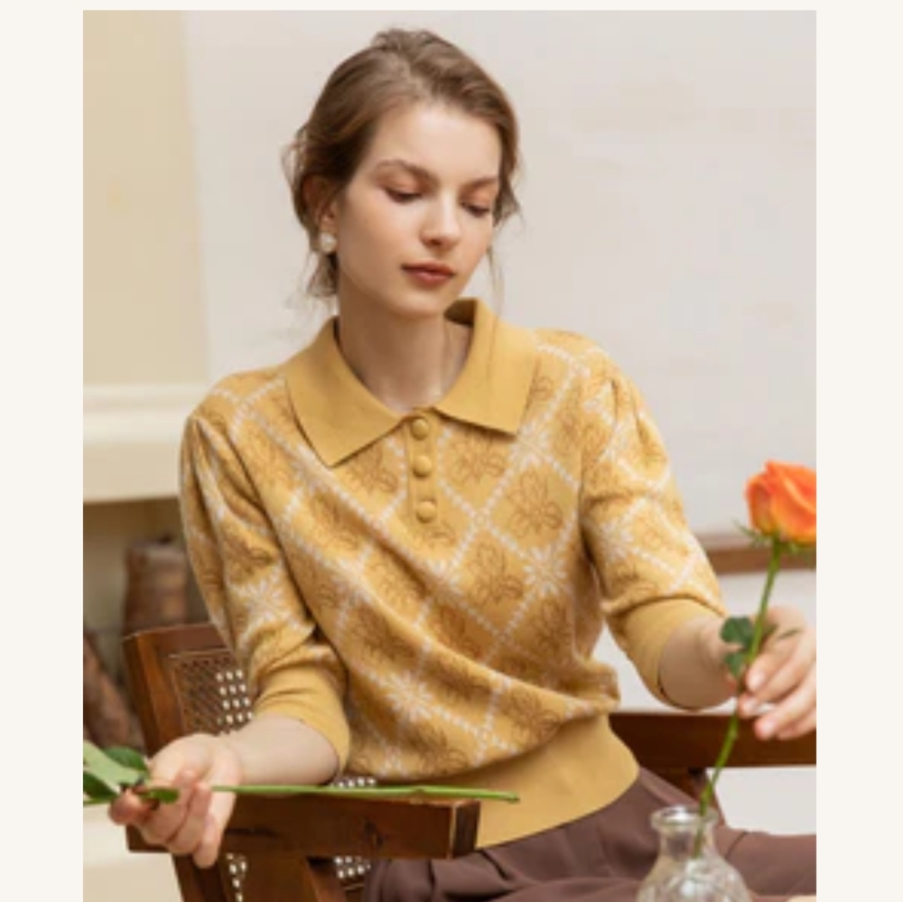Simple Retro Yellow Patterned Collared Sweater - image 2